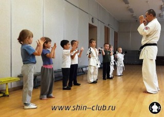 zanyatiya-karate-deti-4-5-let-5